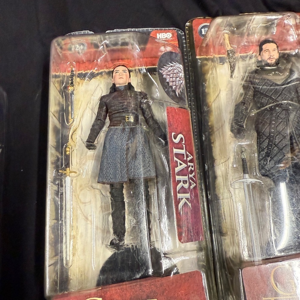HBO Game of Thrones Action Figures Set Of 3 JonSnow, Arya, McFarlane Toys NEW - Picture 4 of 16